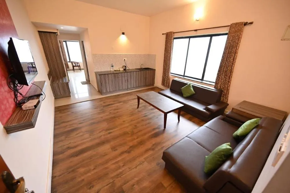 Cloud Dale Suites Devikolam Отель